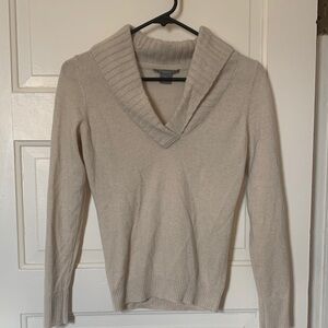 Ann Taylor 100% Cashmere V-neck Collar Sweater
